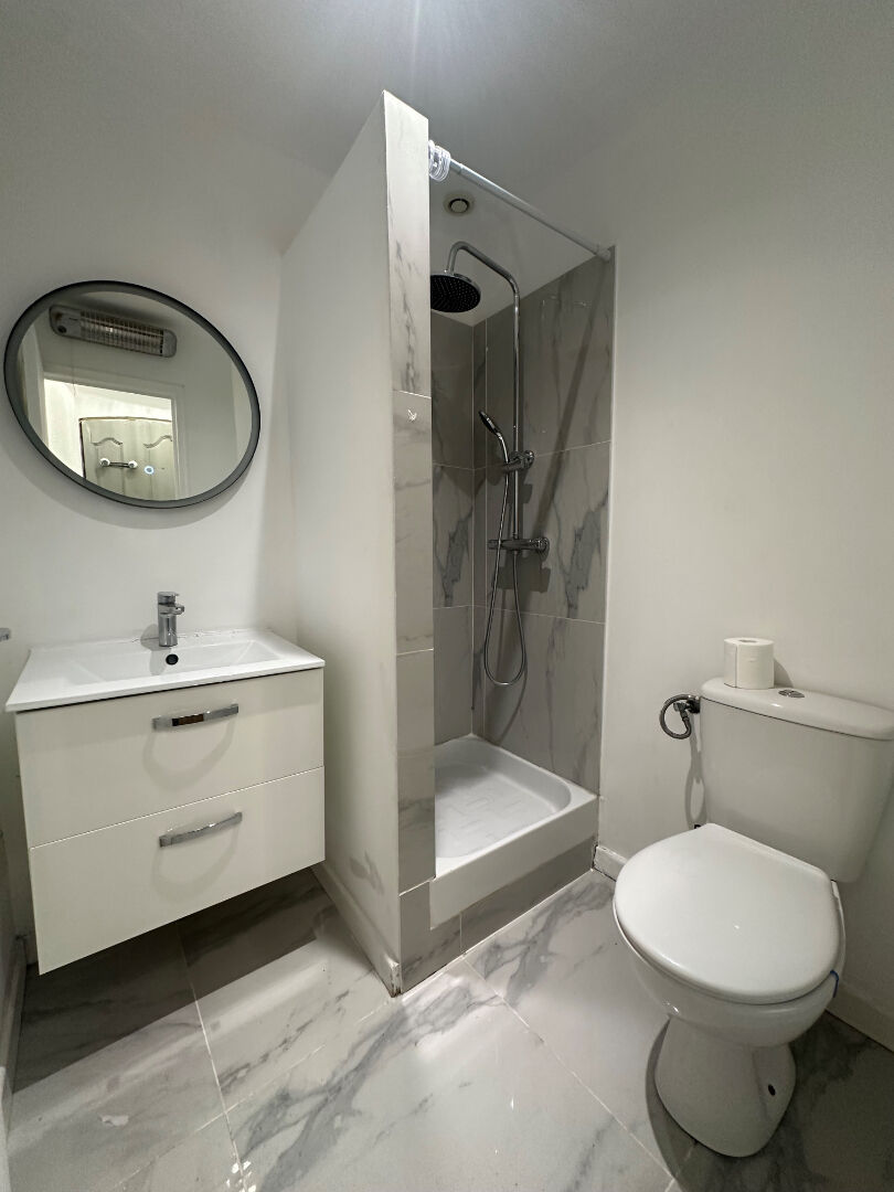 Photo IMMEUBLE LES CAMOINS  (11ème) image 4/5