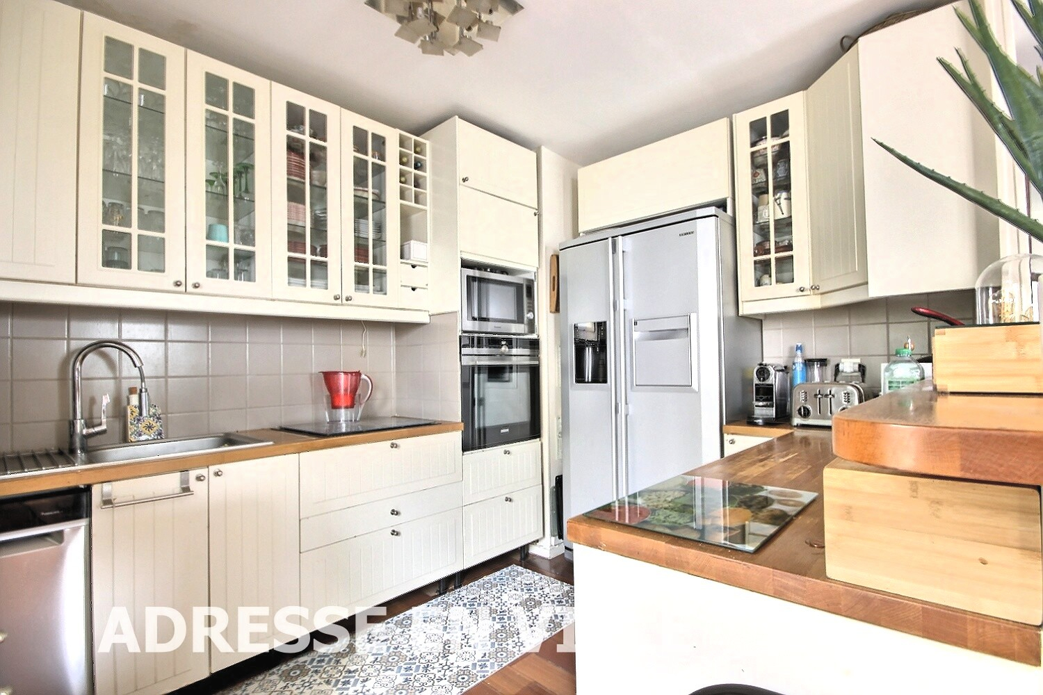 Photo A saisir. 3 pièces de 79m2 avec balcon cave et parking, 2004 image 6/6