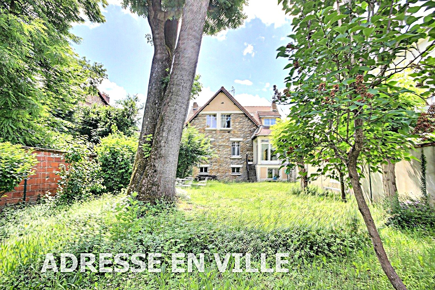 Agence immobilière de 
 ADRESSE EN VILLE - Adresse en ville 
