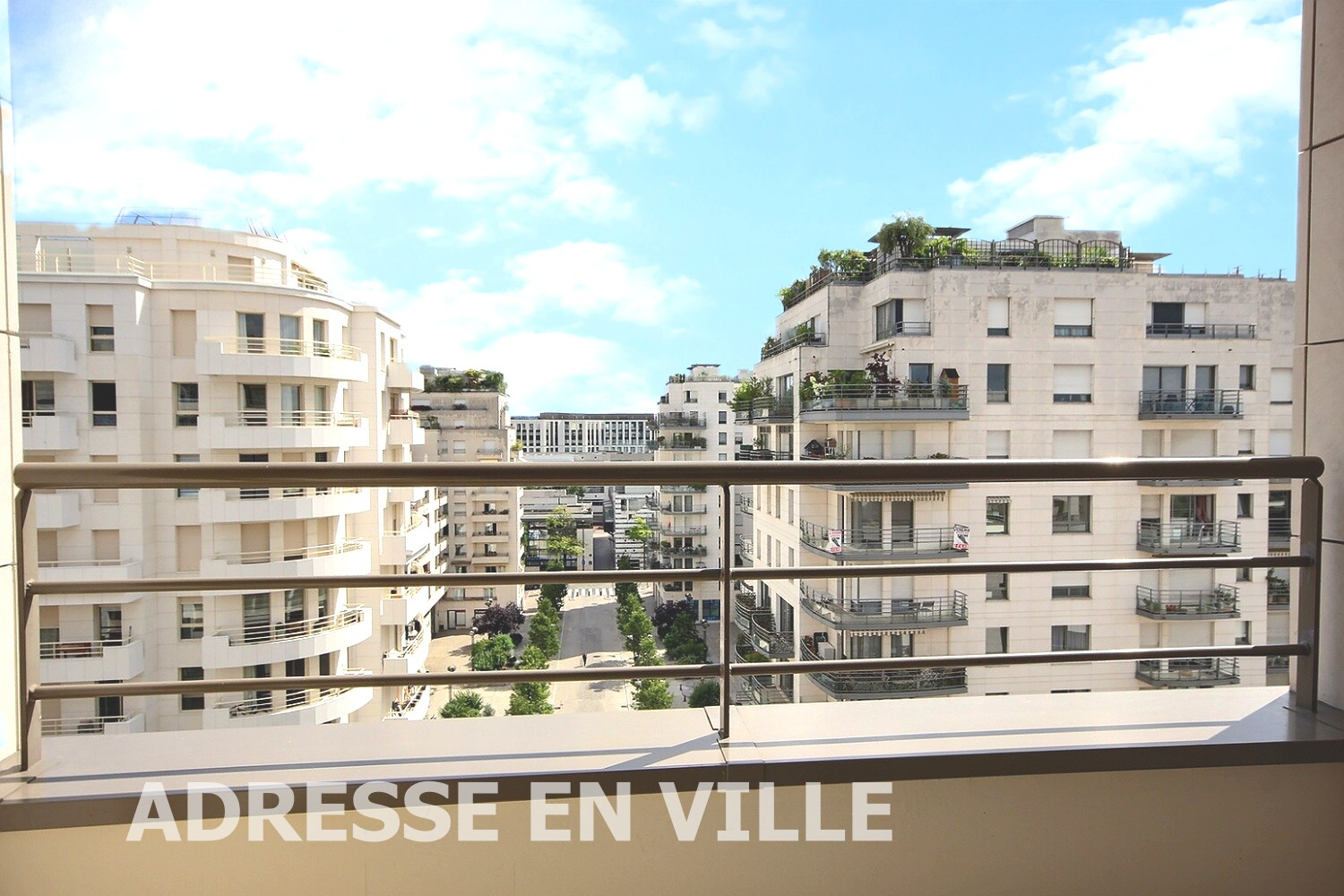 Agence immobilière de 
 ADRESSE EN VILLE - Adresse en ville 

