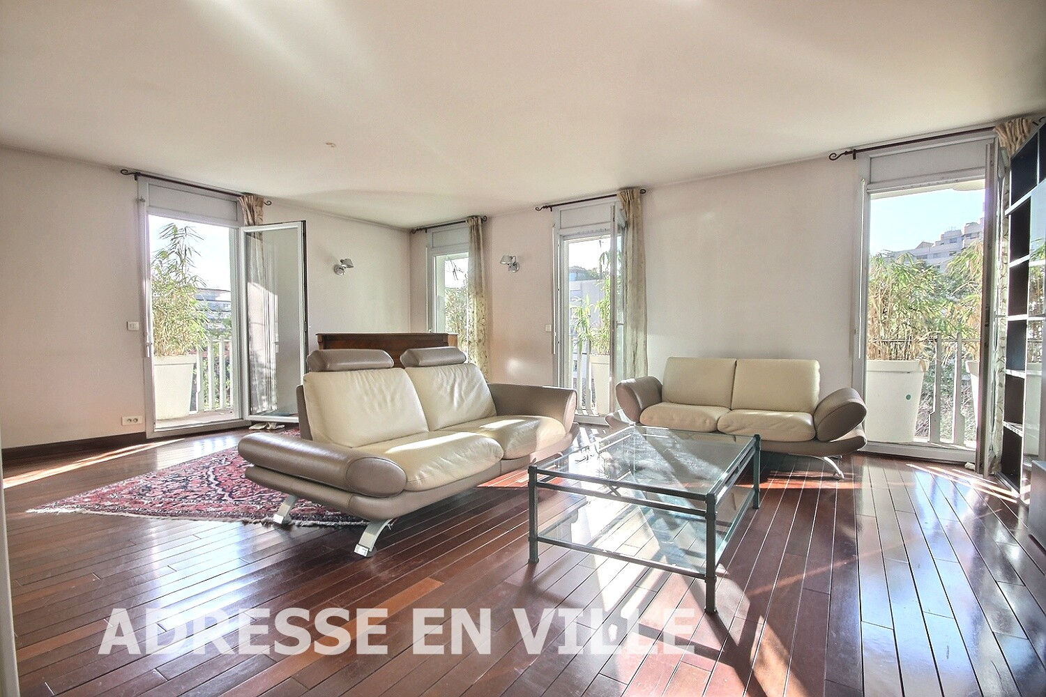 Agence immobilière de 
 ADRESSE EN VILLE - Adresse en ville 
