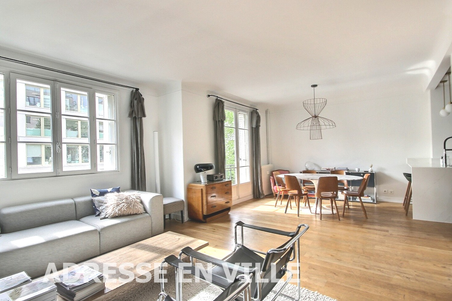 Agence immobilière de 
 ADRESSE EN VILLE - Adresse en ville 
