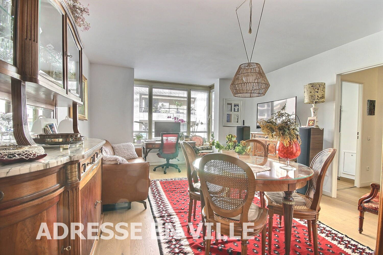 Agence immobilière de 
 ADRESSE EN VILLE - Adresse en ville 
