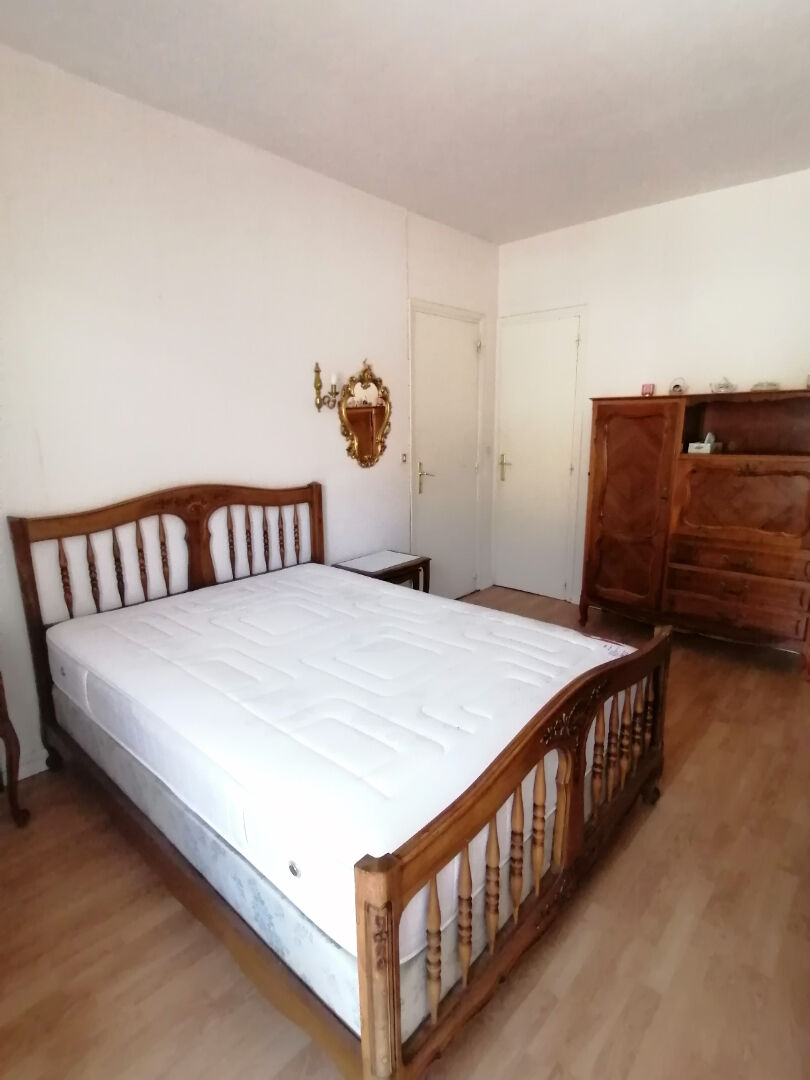 Photo Bastia Location Grand T2 meublé avec Terrasse - Ascenseur - Parking privatif - Cave image 6/6