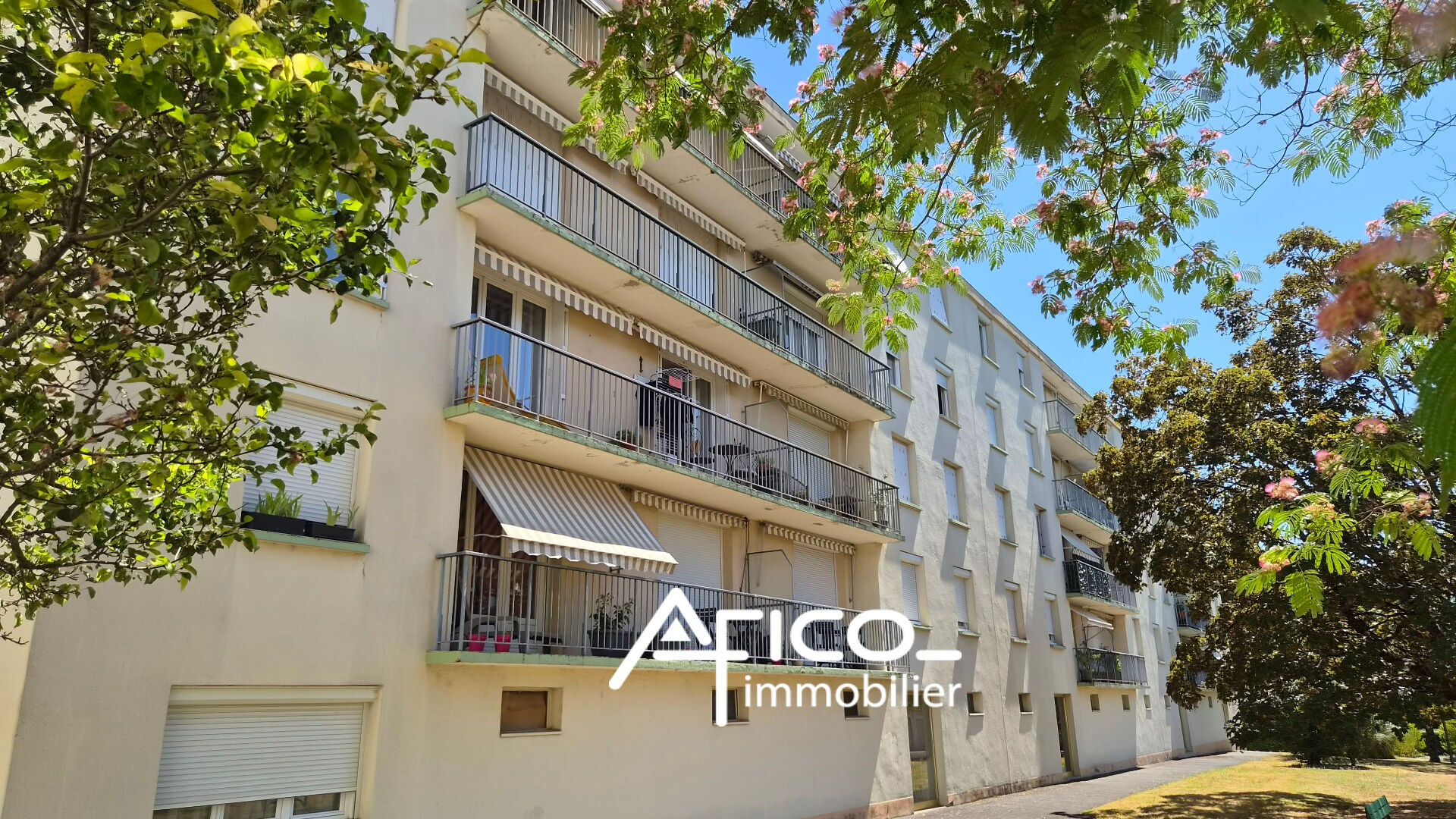 Appartement - 91 m2 - Joue Les Tours