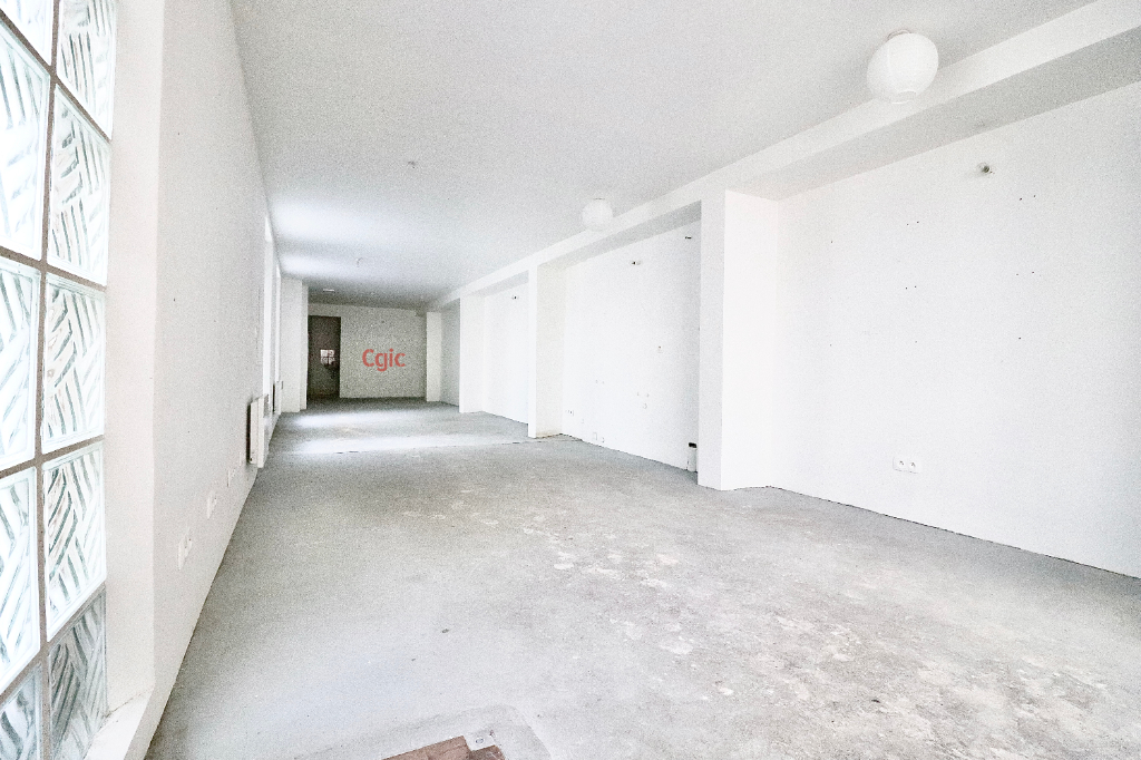 Photo Local commercial 63 m2 image 2/4