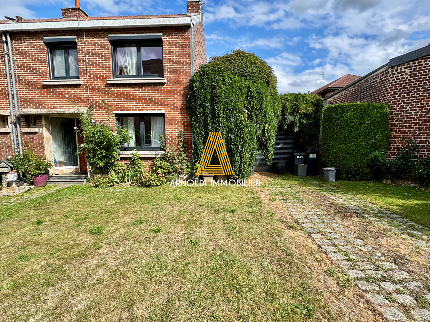 Agence immobilière de 
 AGENCE ARNOLDI IMMOBILIER Valenciennes - AGENCE ARNOLDI IMMOBILIER 
