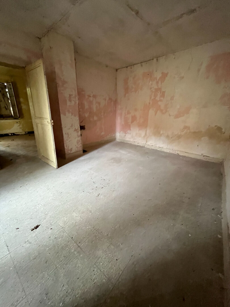 Photo 5 MINUTES AUNEAU image 3/4