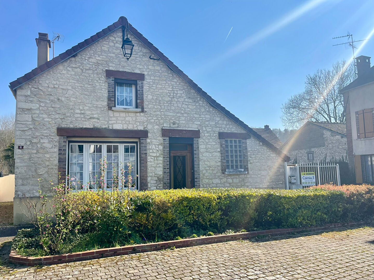 Agence immobilière de AGENCE CENTRALE SAINT FLORENTIN - AGENCE CENTRALE