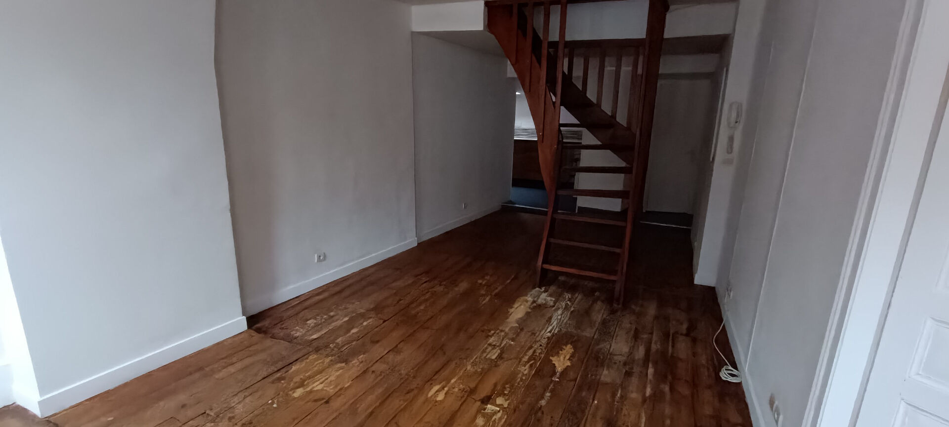 Photo Centre ville Aubussson, Appartement Duplex avec terrasse image 3/6