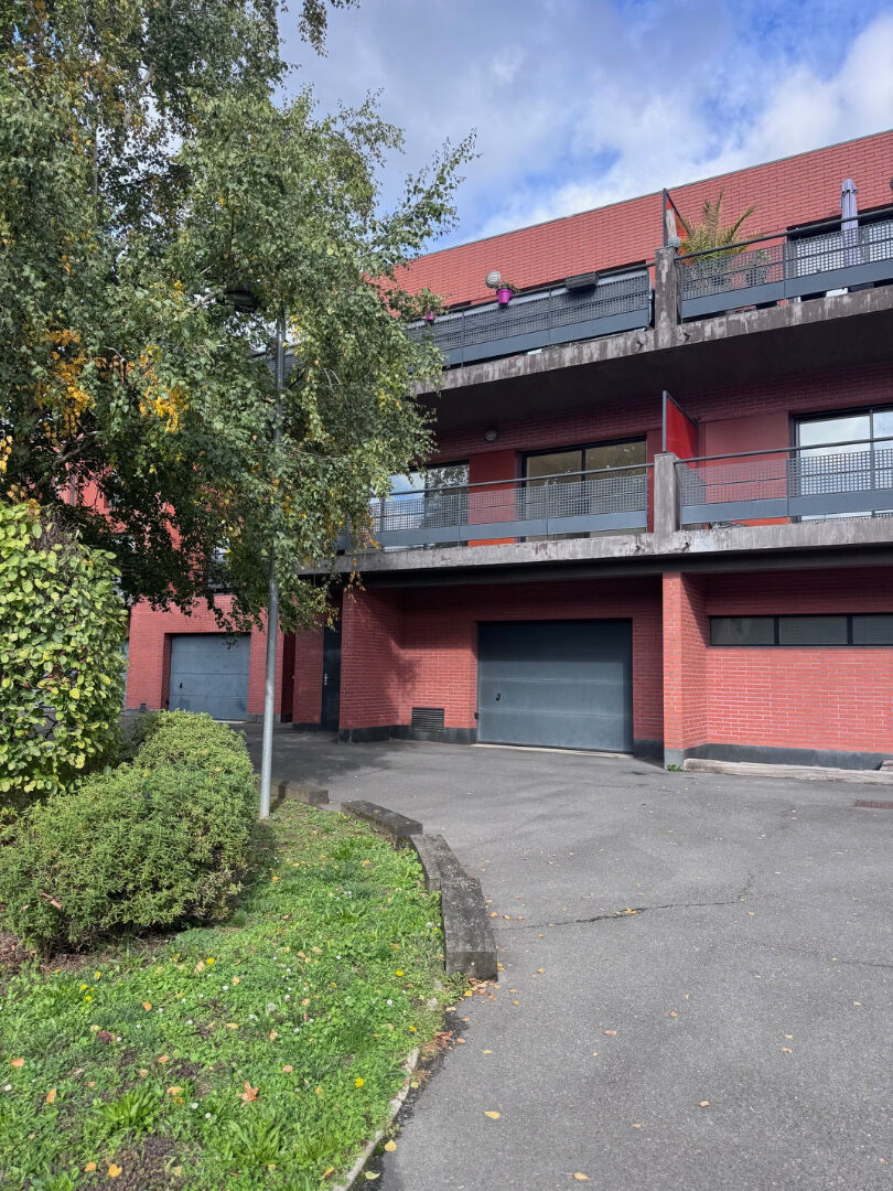 Photo A LOUER APPARTEMENT 3 PIECES PRINCIPALES 69,02m² - Gare RER A image 1/6