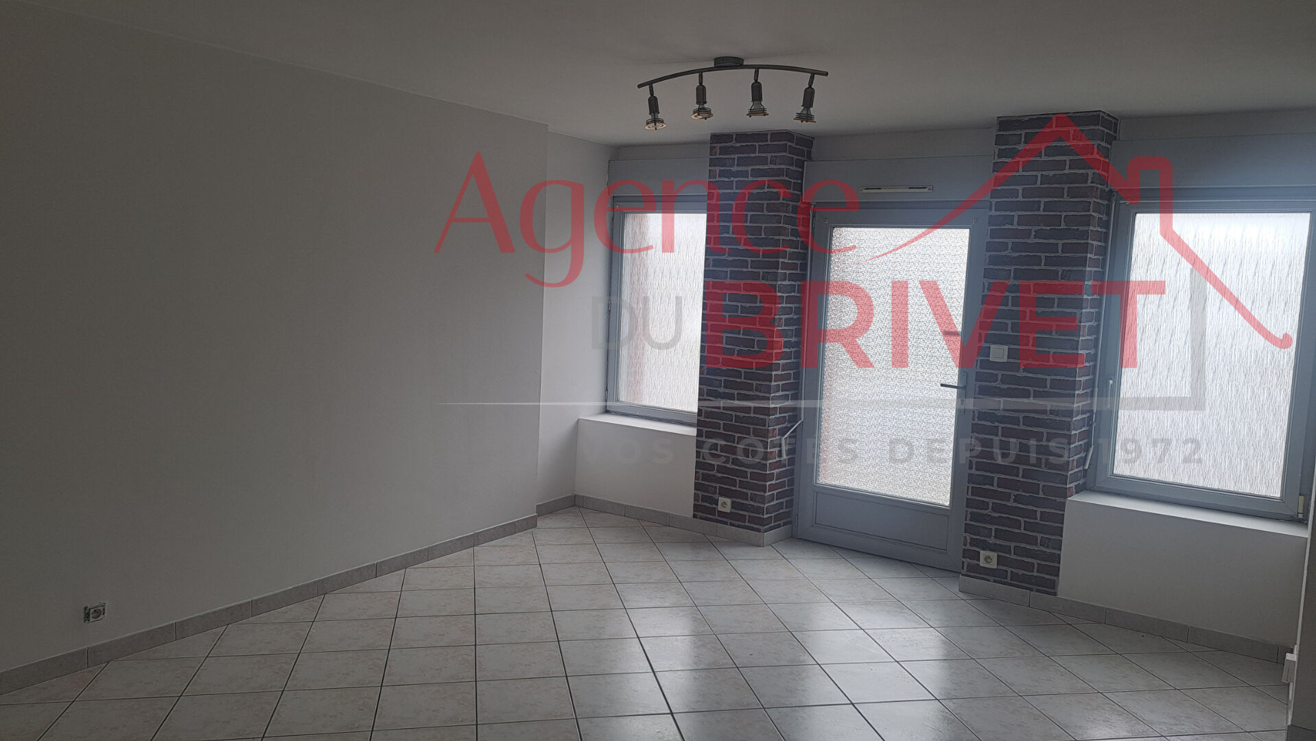 Photo SAINT GILDAS DES BOIS Centre bourg image 1/6