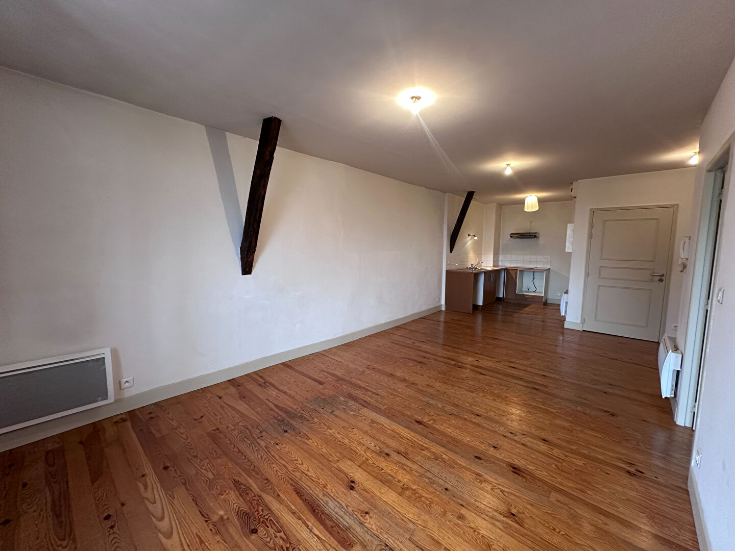 Photo Appartement T2 - Caussade centre image 2/5