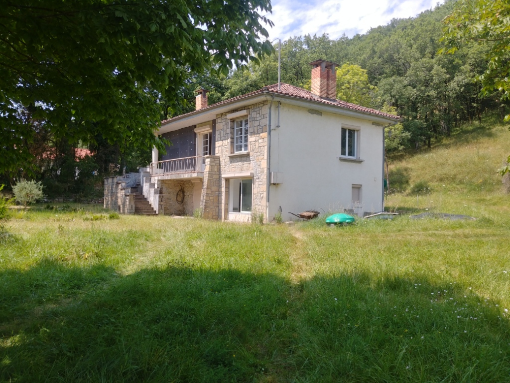 Maison près de St Antonin Noble Val Cazals 82140