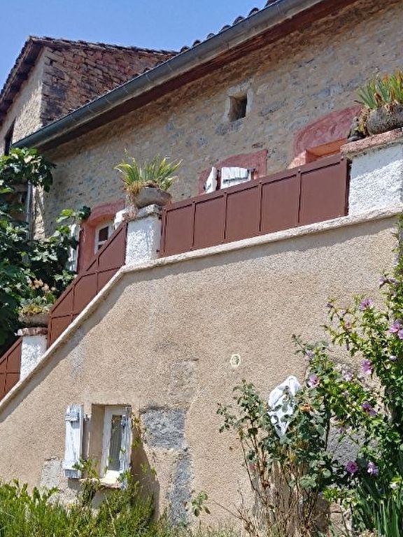 A 10 minutes de Saint Antonin maison avec terrasse SaintAntoninNoble