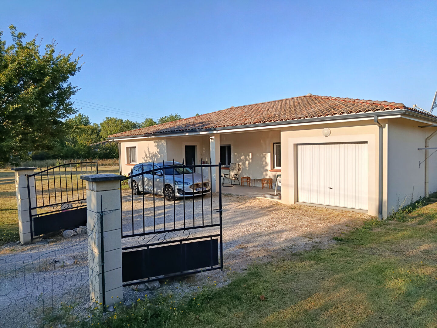 Maison de plain pied T5 - CAYRIECH