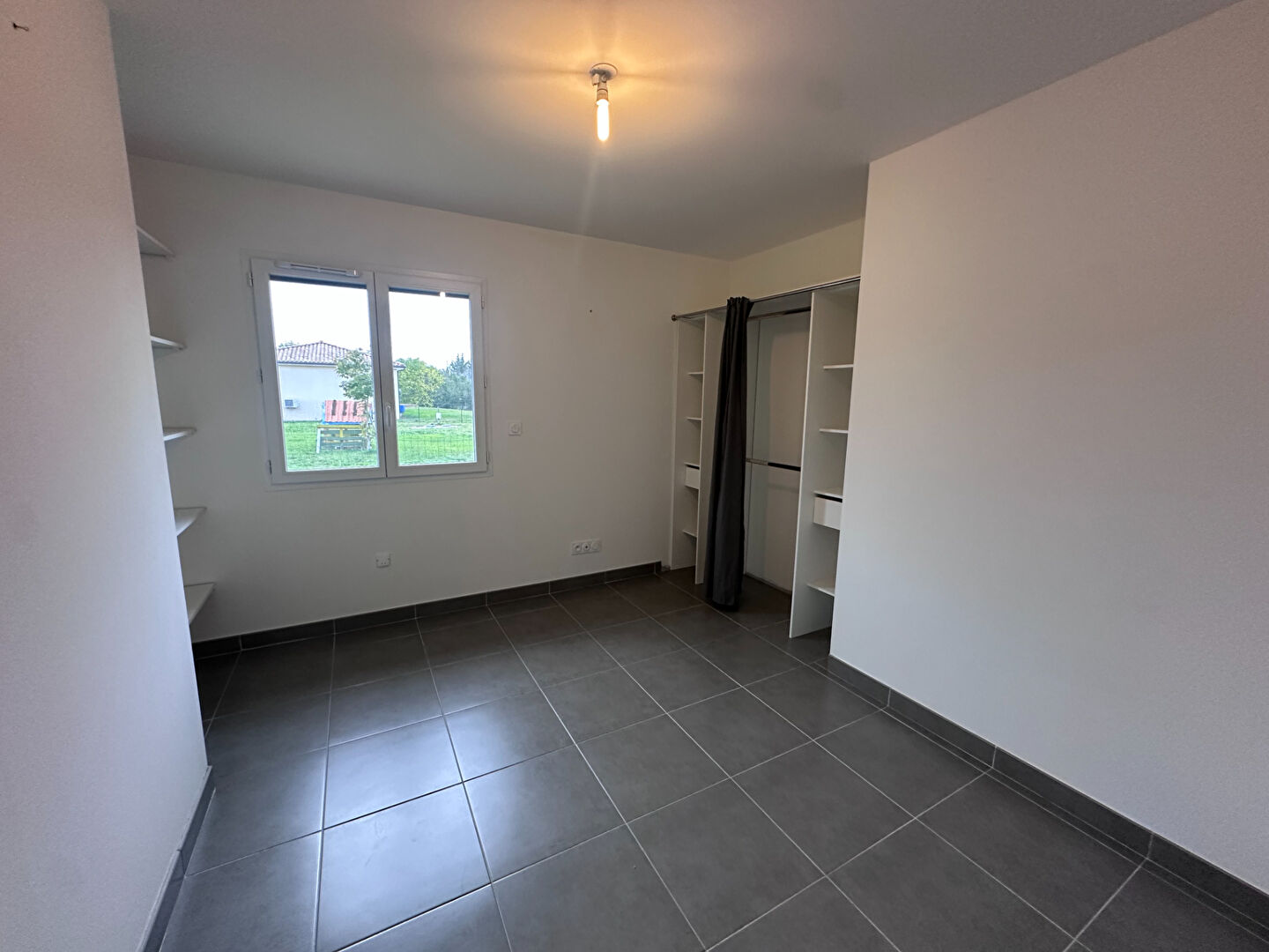 Photo Maison de plain pied T5 - CAYRIECH image 5/5