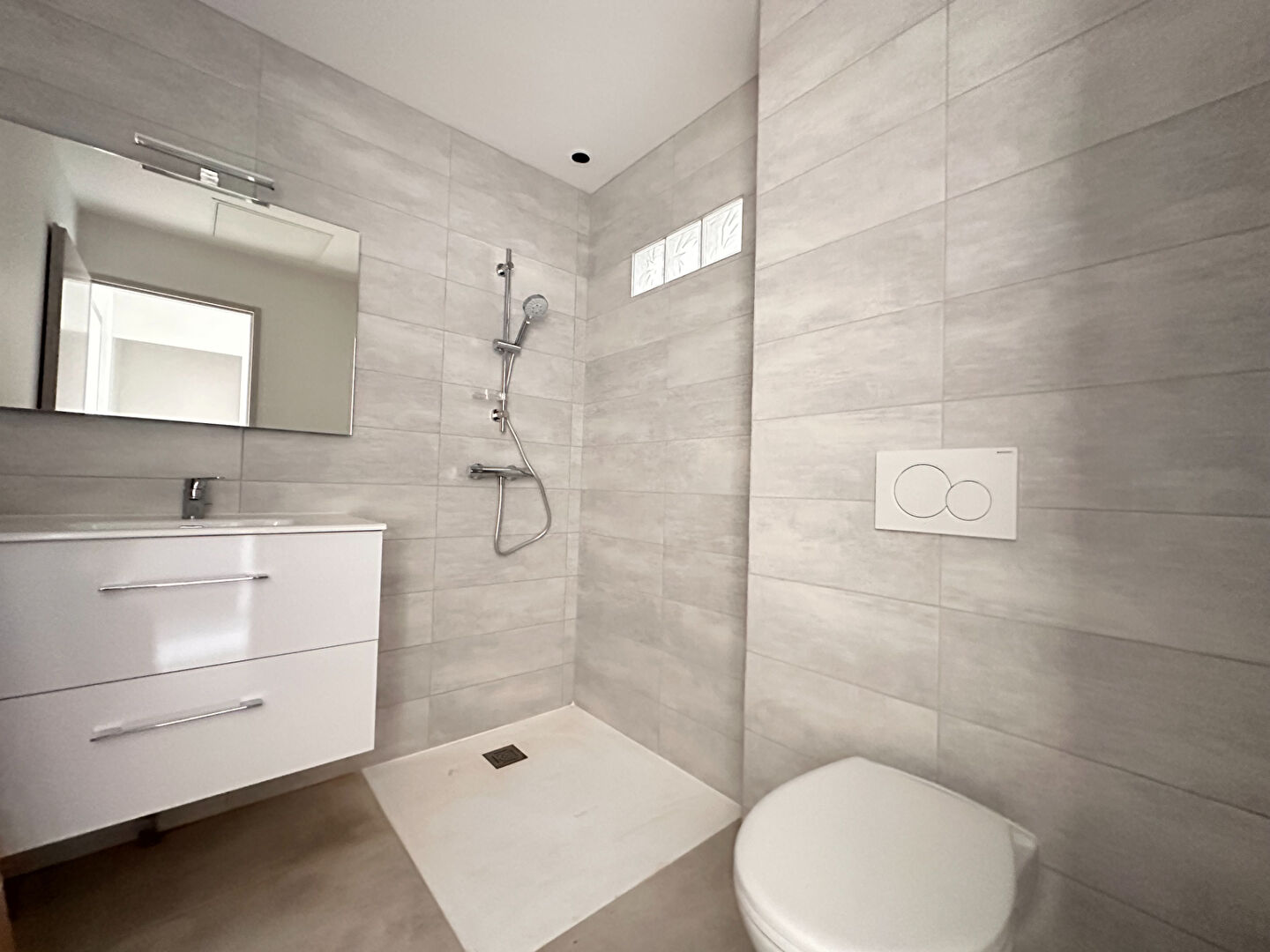 Photo Appartement Caussade T2 avec terrasse image 4/5