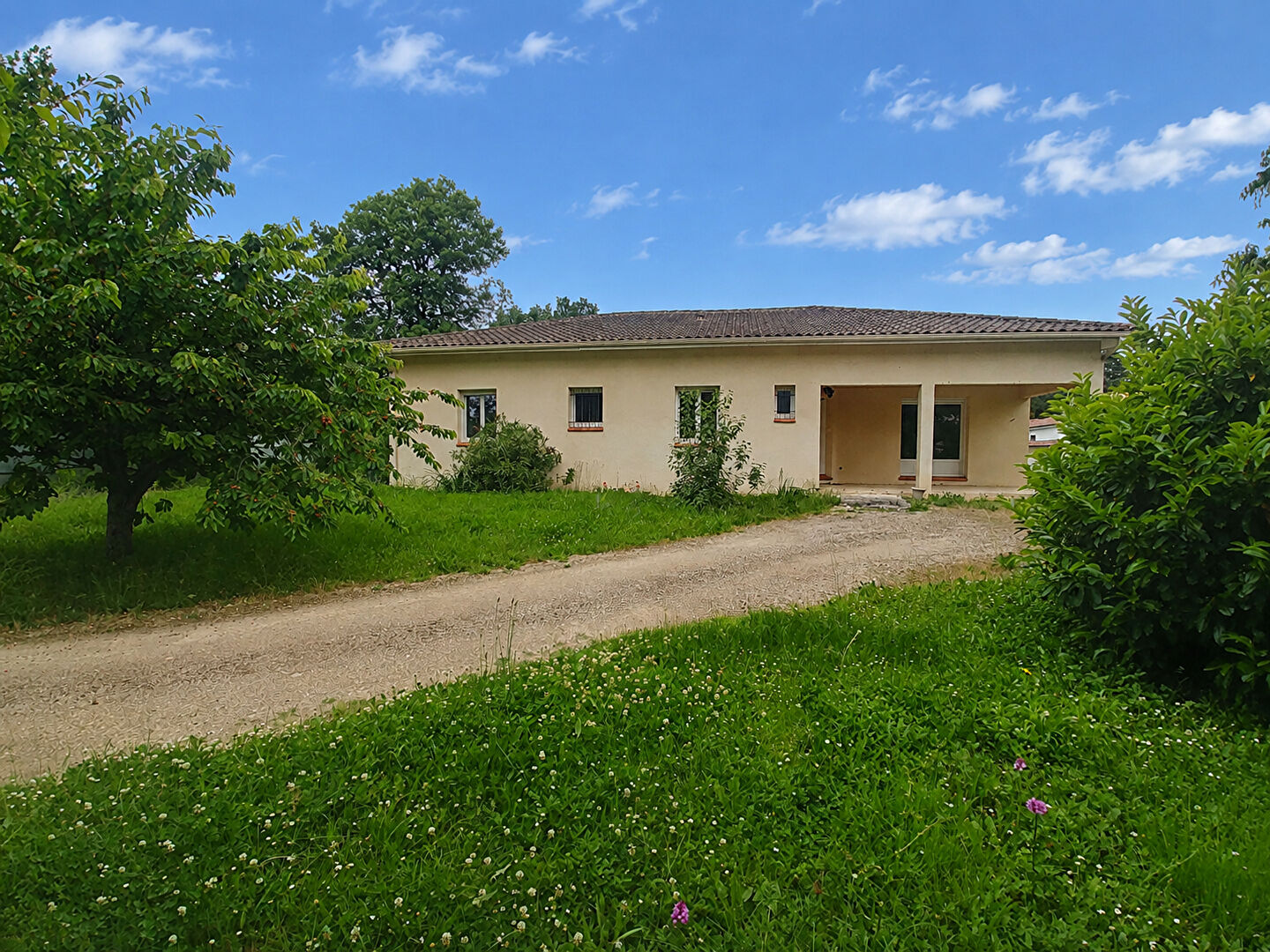 Agence immobilière de AGENCE IMMOBILIERE COMBARIEU - Combarieu Immobilier Caussade