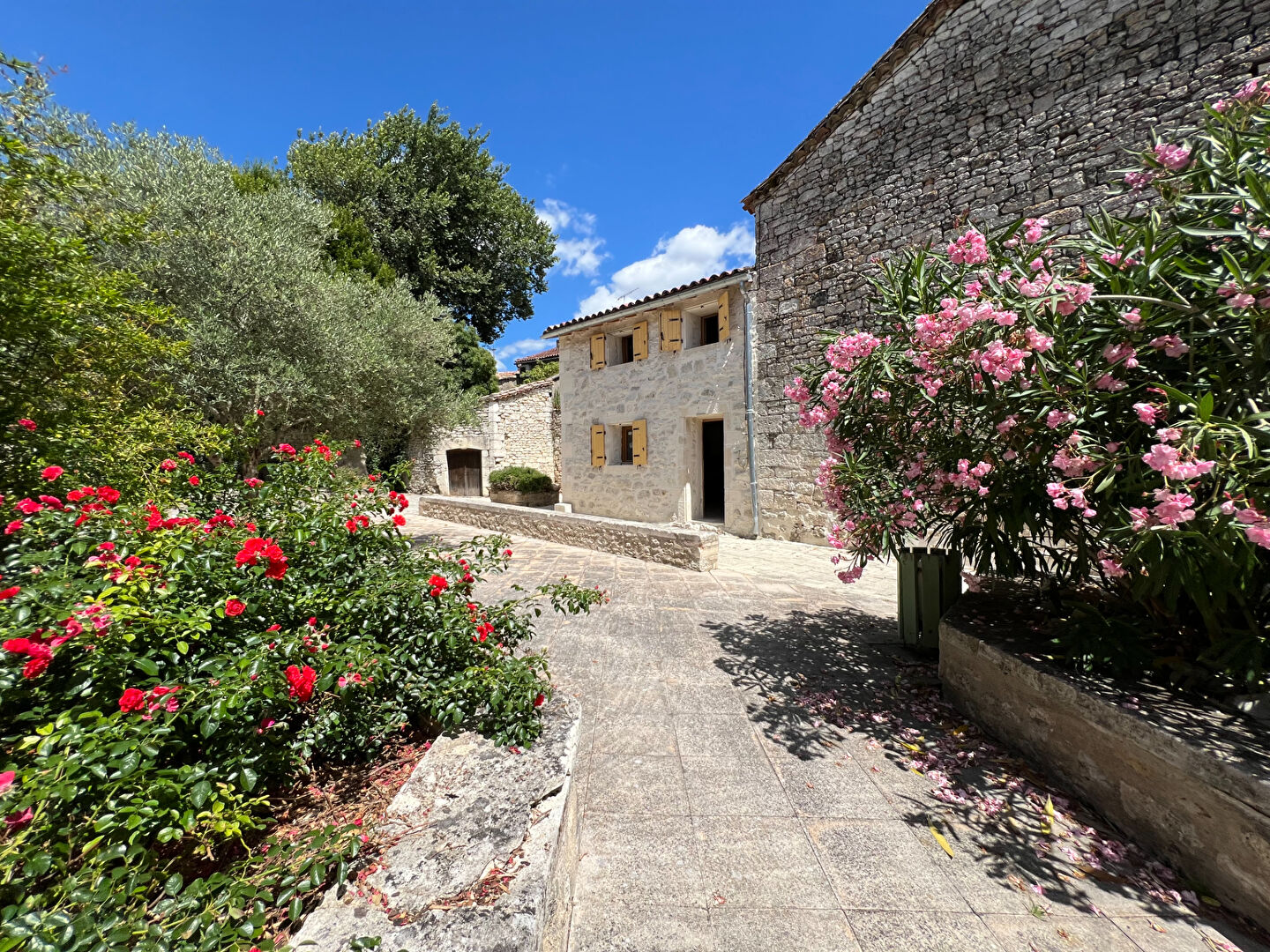 Agence immobilière de AGENCE IMMOBILIERE COMBARIEU - Combarieu Immobilier Caussade