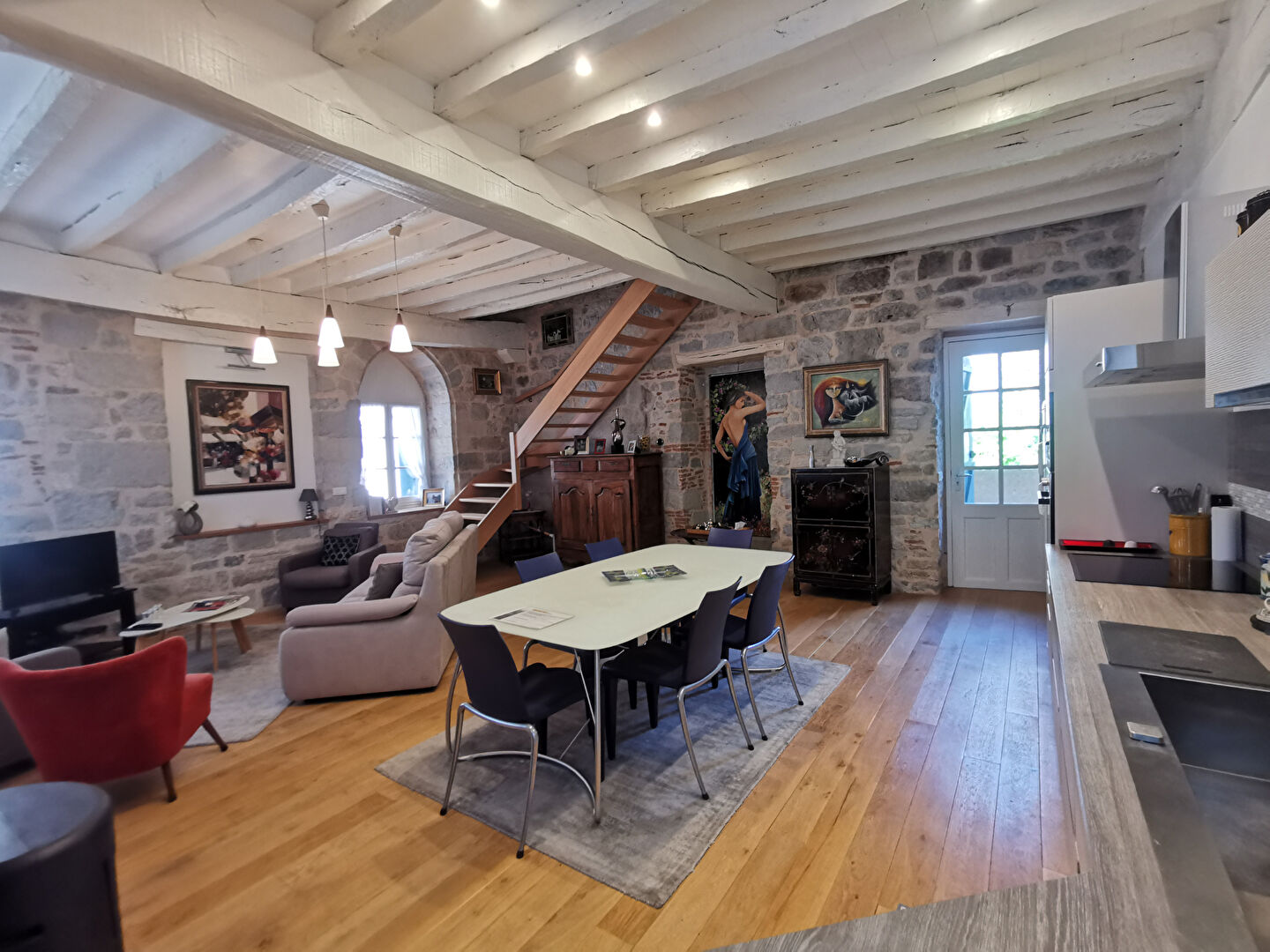 Photo Maison de charme, toutes commodités à pied. image 4/6