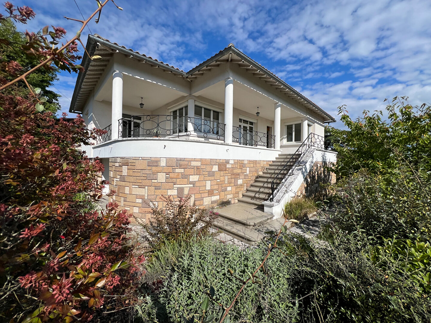 Agence immobilière de AGENCE IMMOBILIERE COMBARIEU - Combarieu Immobilier Caussade