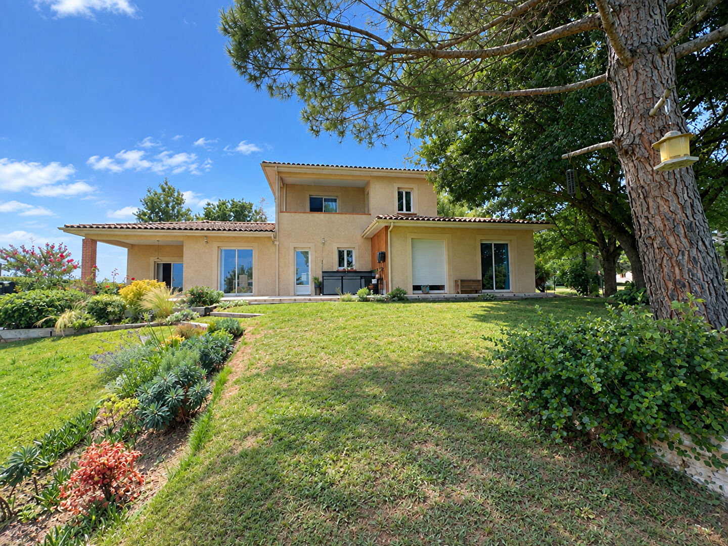 Agence immobilière de AGENCE IMMOBILIERE COMBARIEU - Combarieu Immobilier Caussade