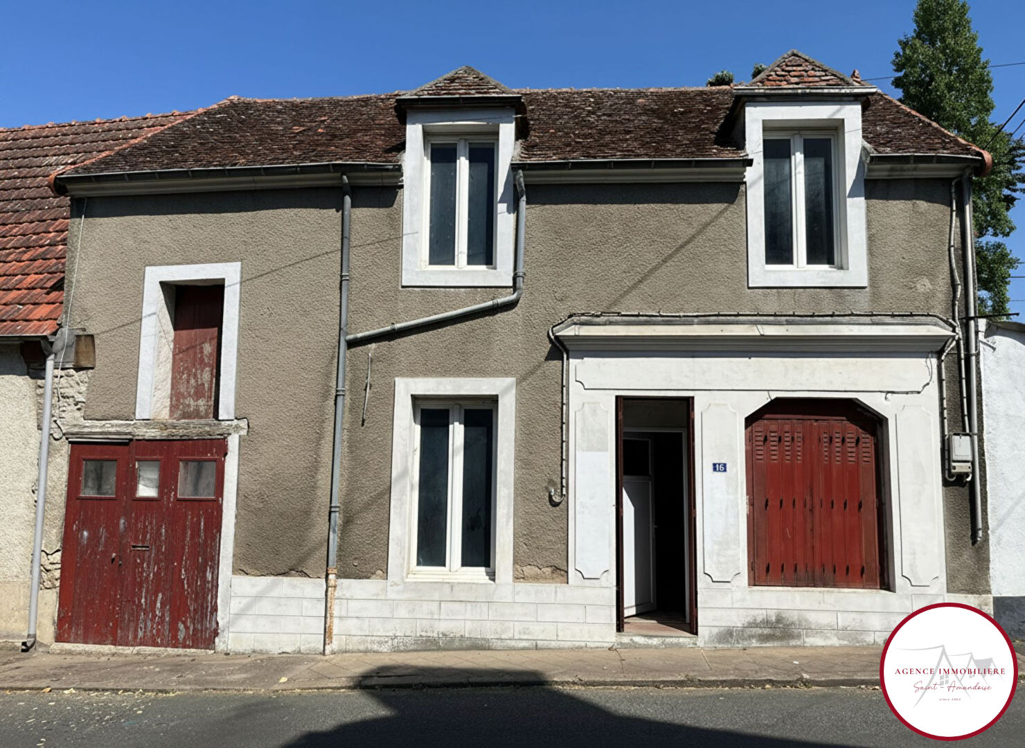 Idéal investisseur - Ensemble de deux maisons à rénover