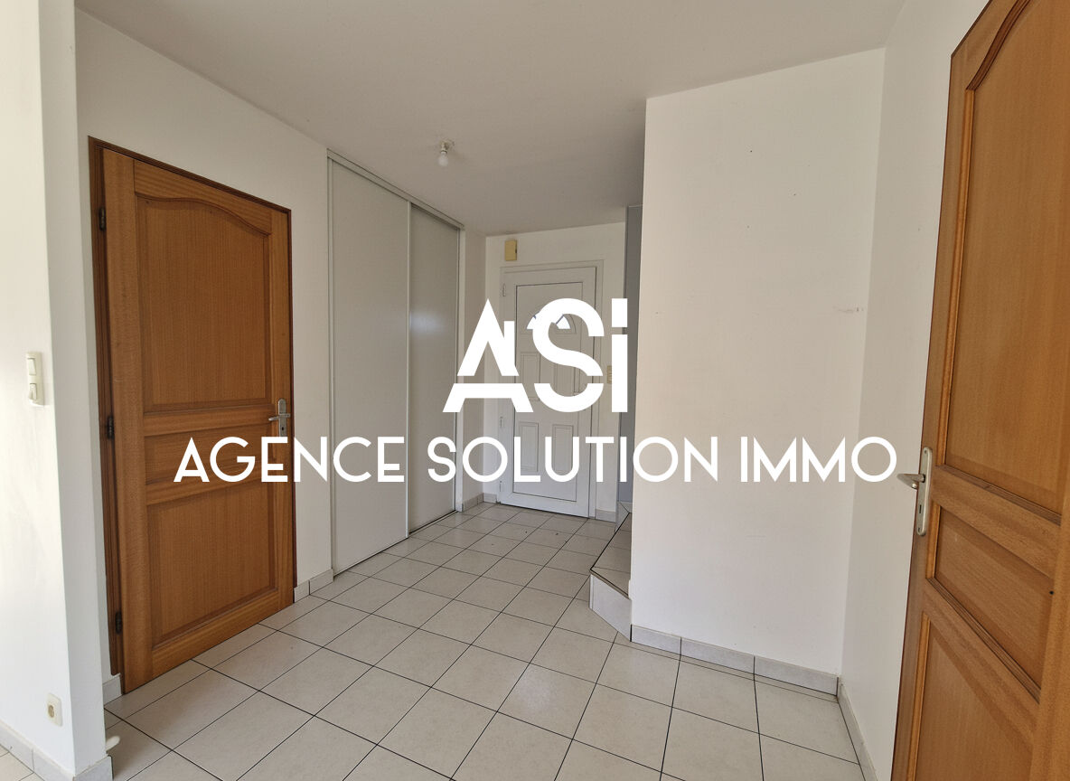 Longere de 129 m²  sur environ 800 m²  - 4 chambres