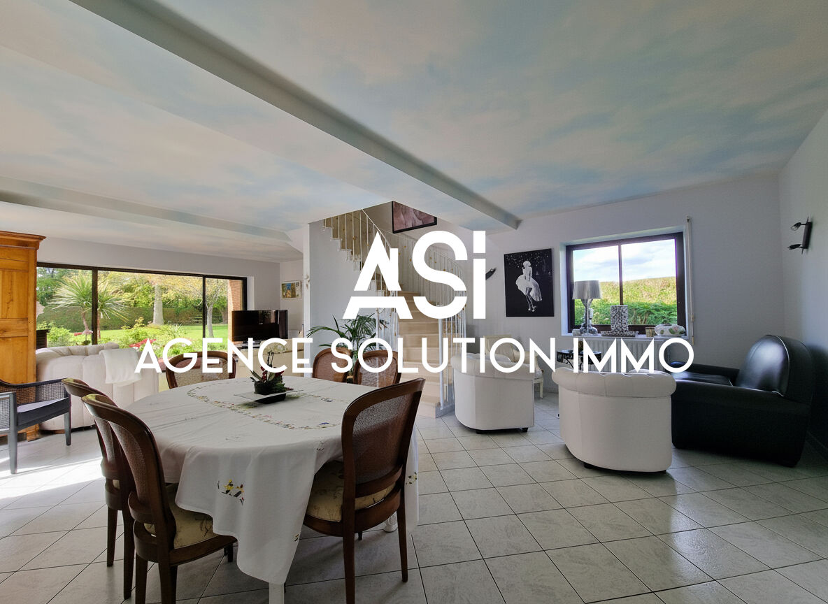 Maison 5 pièces - 143 m² habitable - Local Pro de 118 m² sur 55 639 m². de terrain.