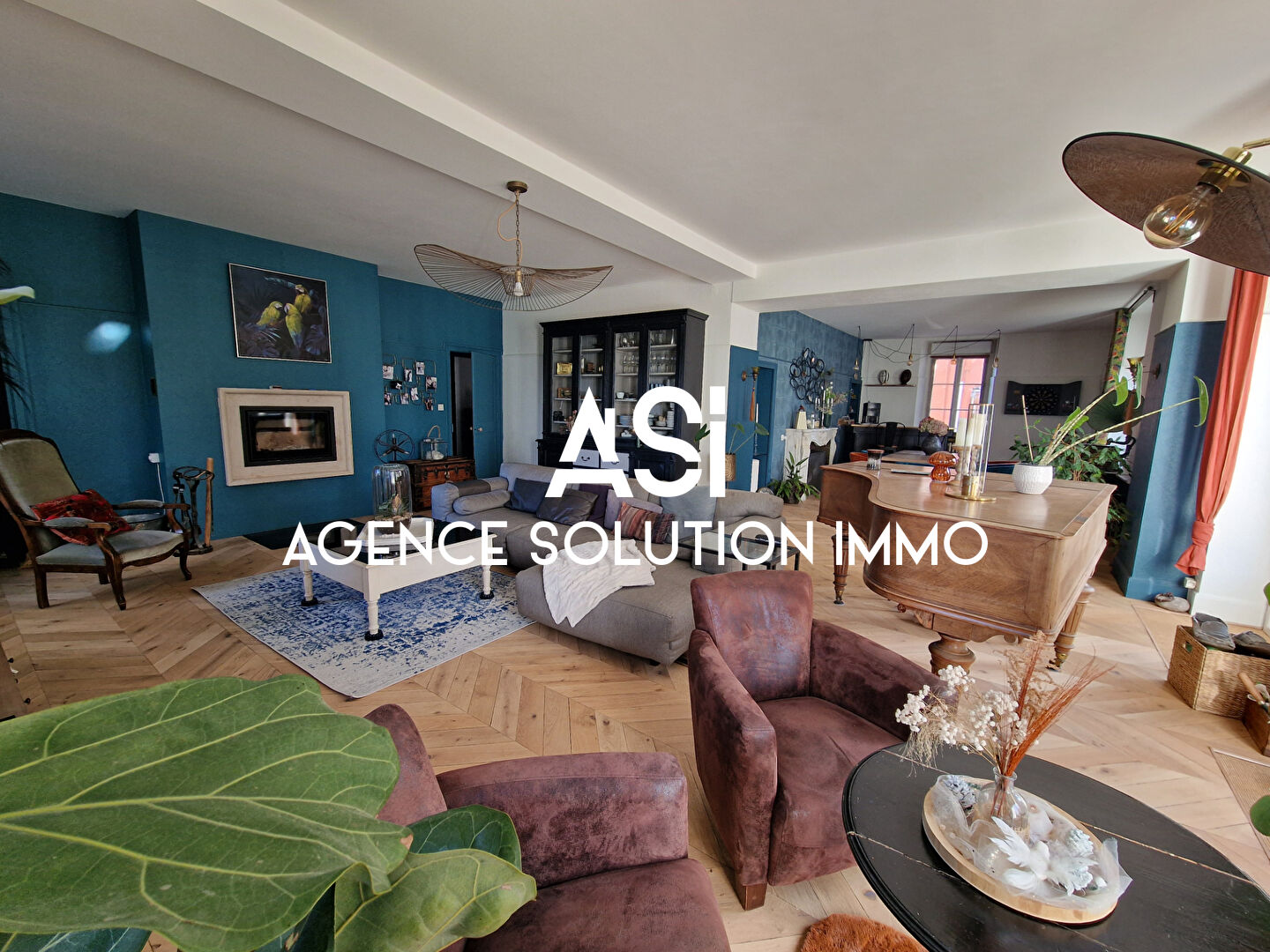 Maison de Caractère  8 pièce(s) 5 chambres - 6 231 m² de Parc