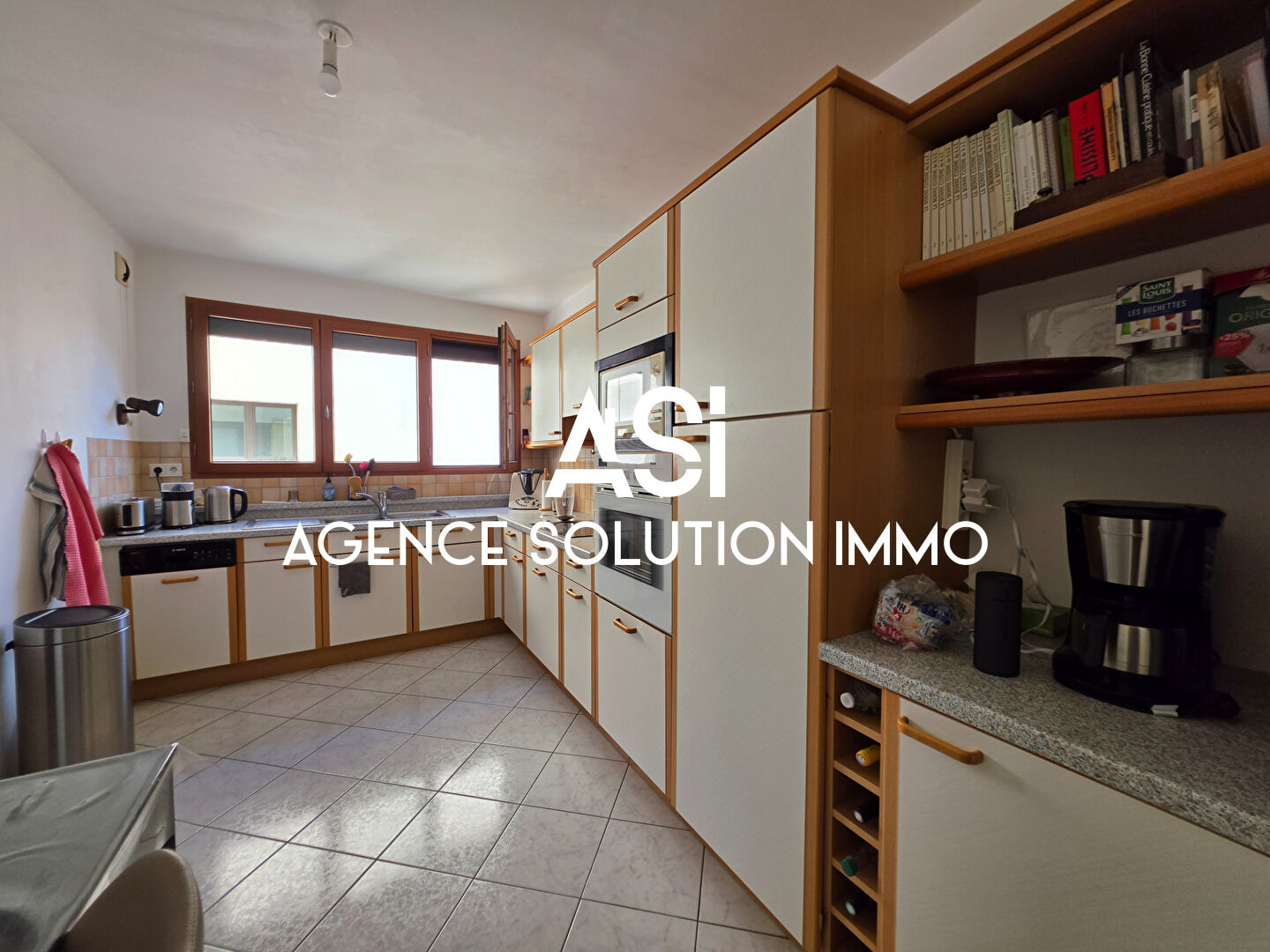 Appartement Laval  4 pièce(s) 121 m2 - 3 chambres - Terrasse - Garage fermé