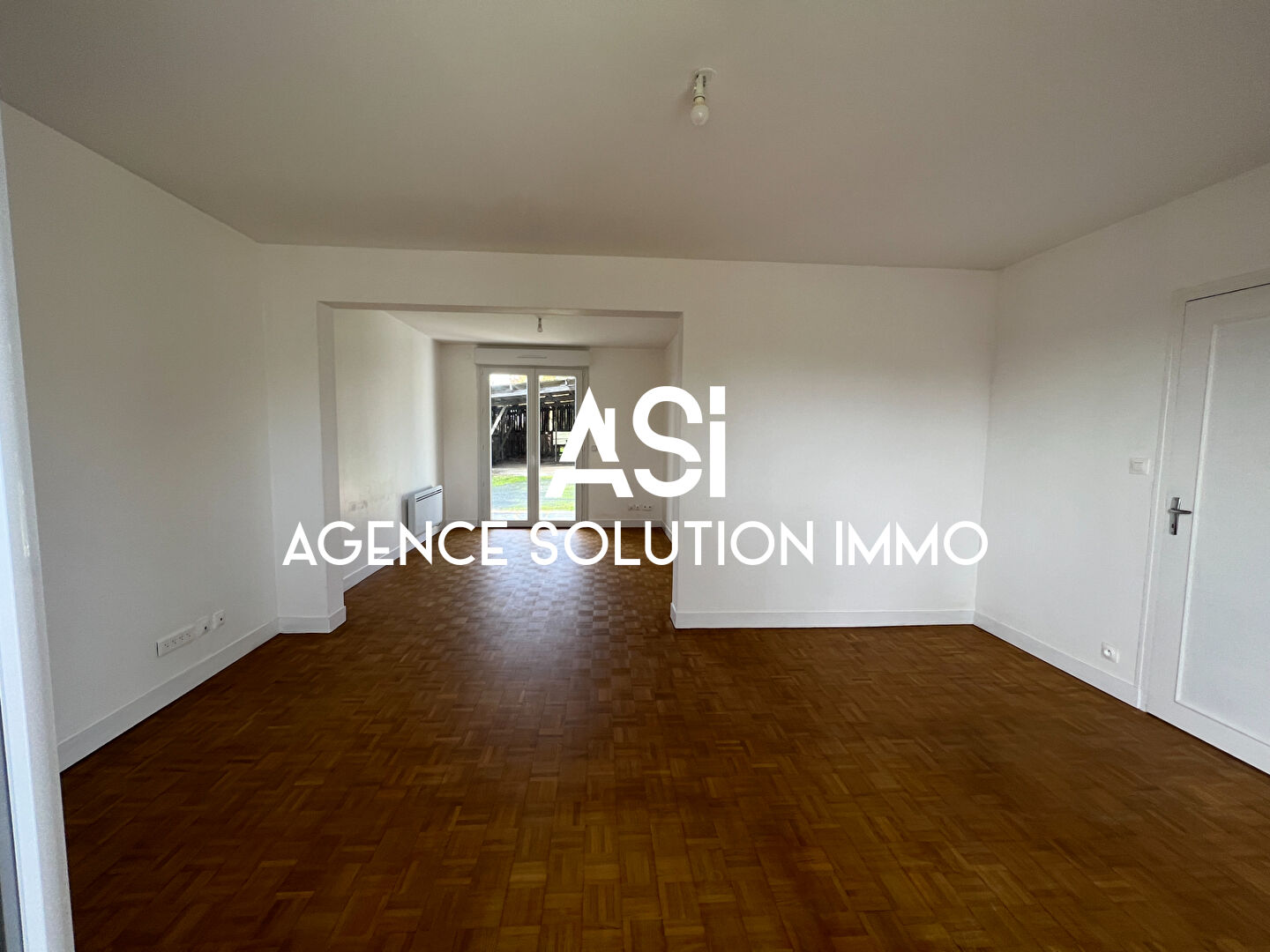 Maison  Javron-les-Chapelles 4 p 92 m2 - hangar - terrain 2000 m2