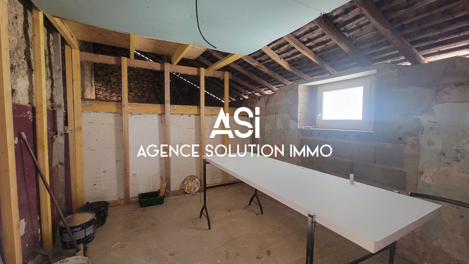 Maison Joue En Charnie