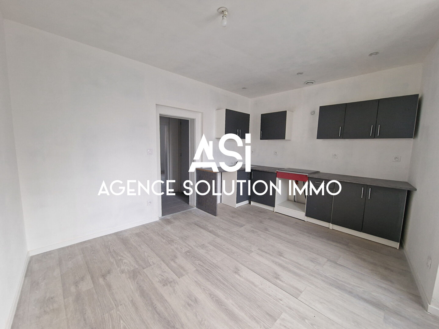 Agence immobilière de 
 Agence Solution Immo - Agence Solution Immo 
