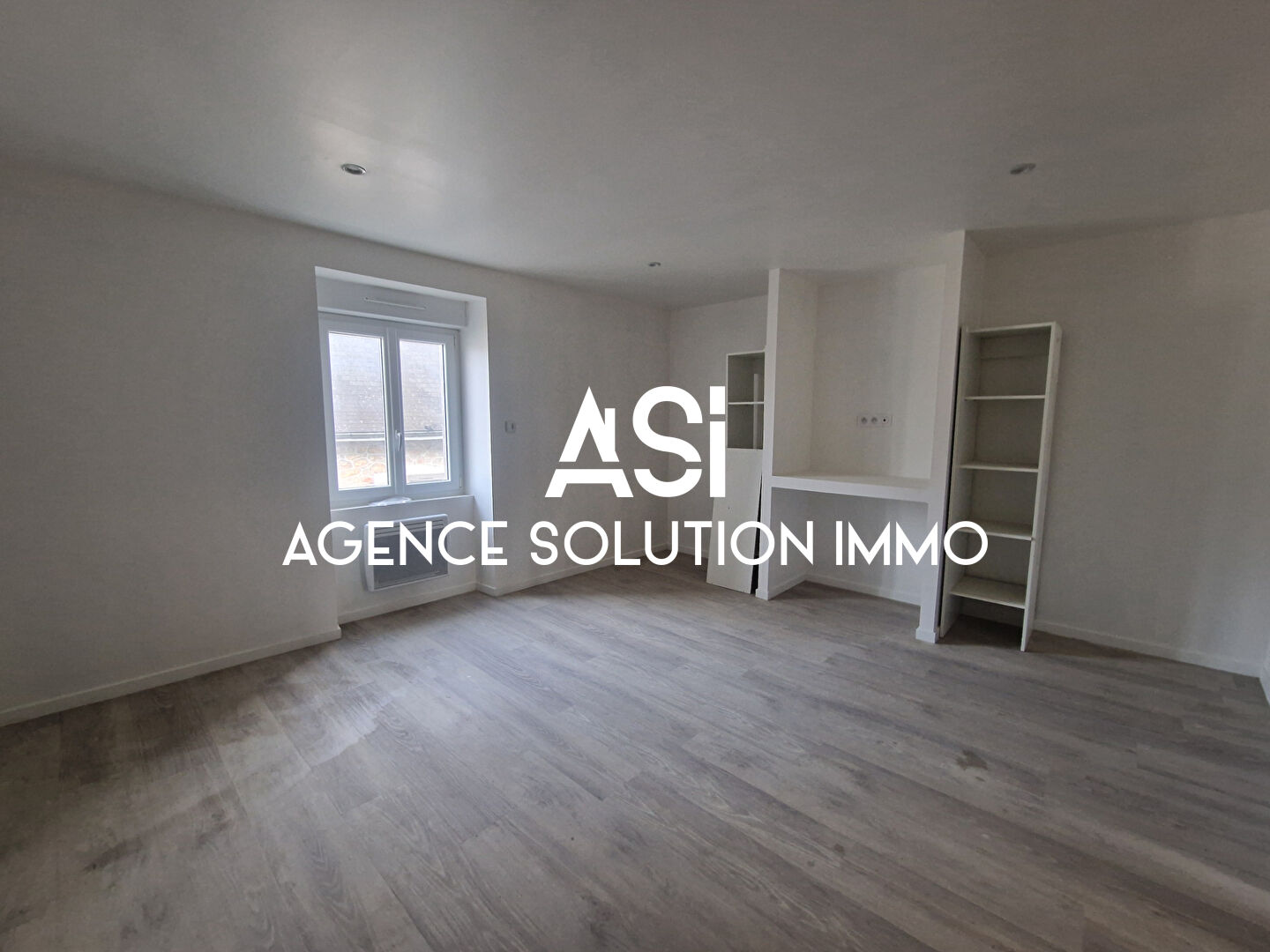 Appartement  3 pièce(s) - 2 chambres - une cave