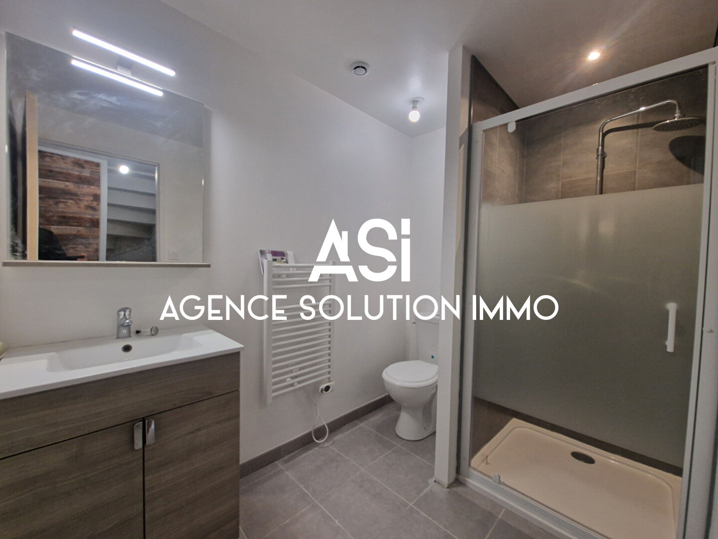 Appartement  3 pièce(s) - 2 chambres - une cave