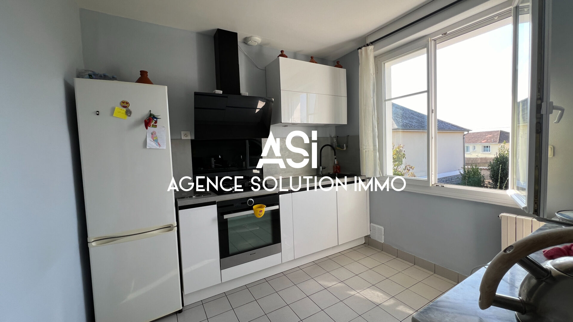 Maison 4P - 2 CH - Sur sous sol - jardin - calme et lumineux