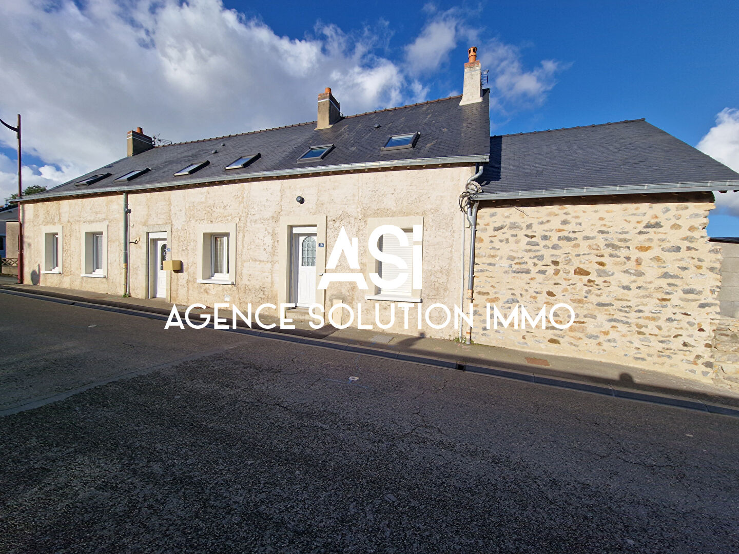 Ensemble de 3 Maisons Individuelles Val Du Maine sur 1095m² de terrain