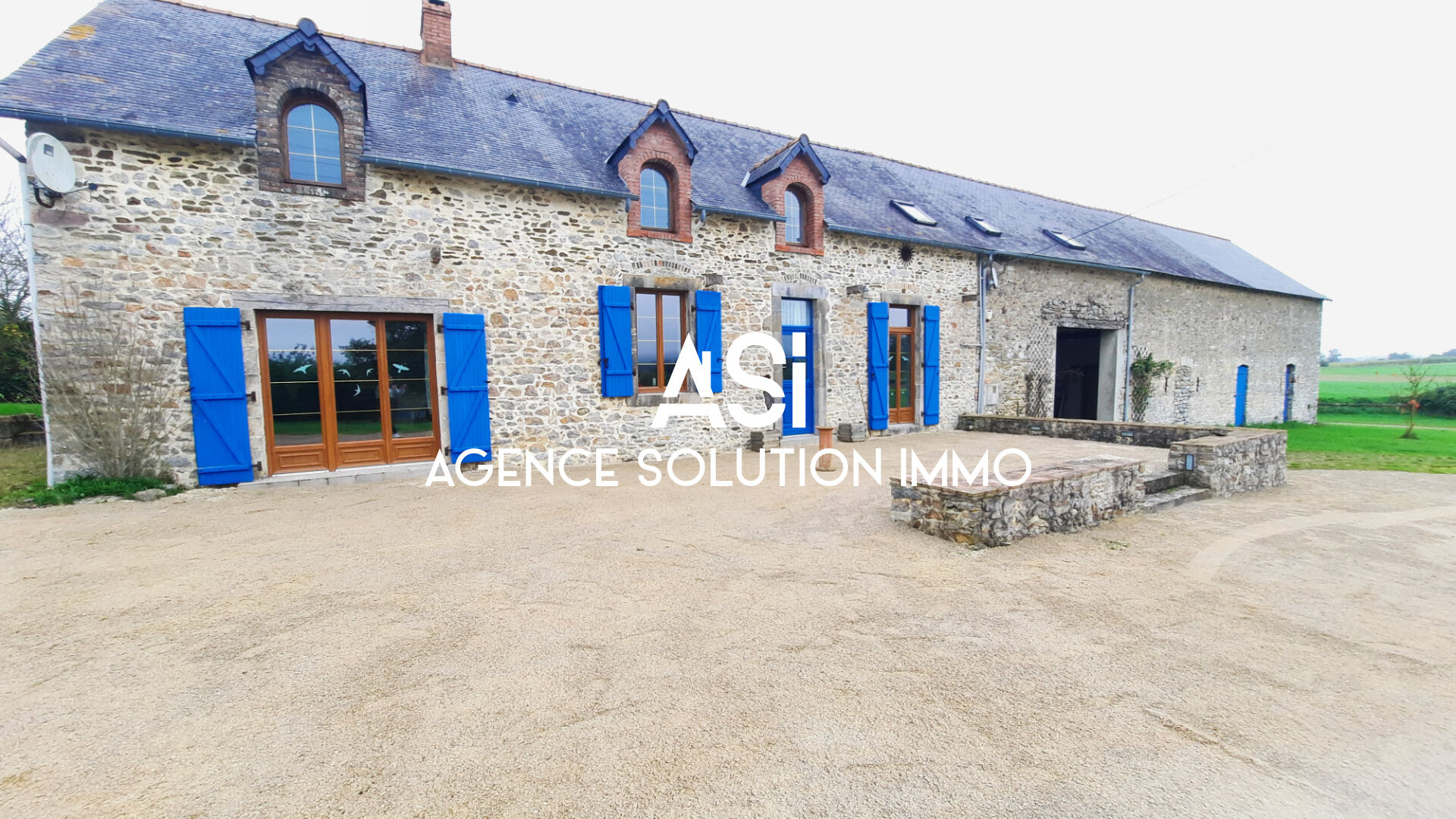 Maison  6 pièce(s)