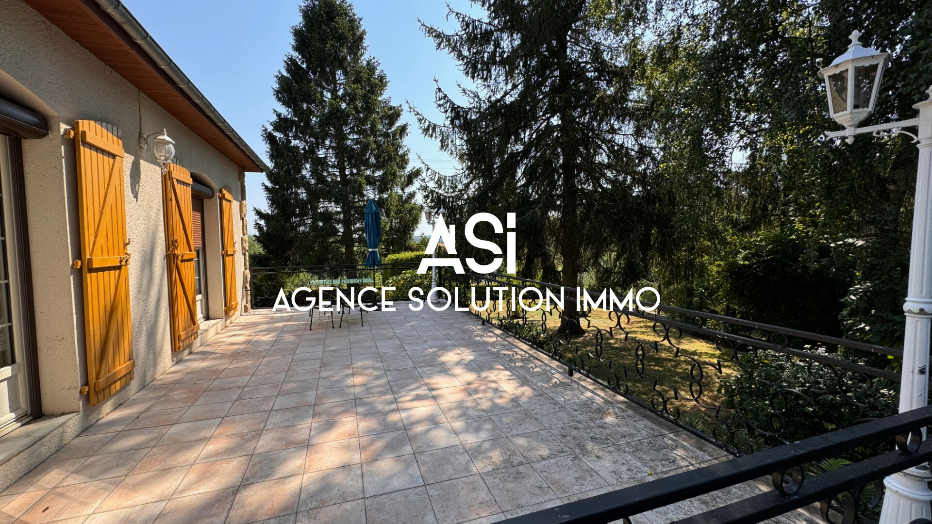 Maison 7p 5ch 132m2 - jardin 1160m2 -  Calme et lumineux - grande terrasse - sous-sol total