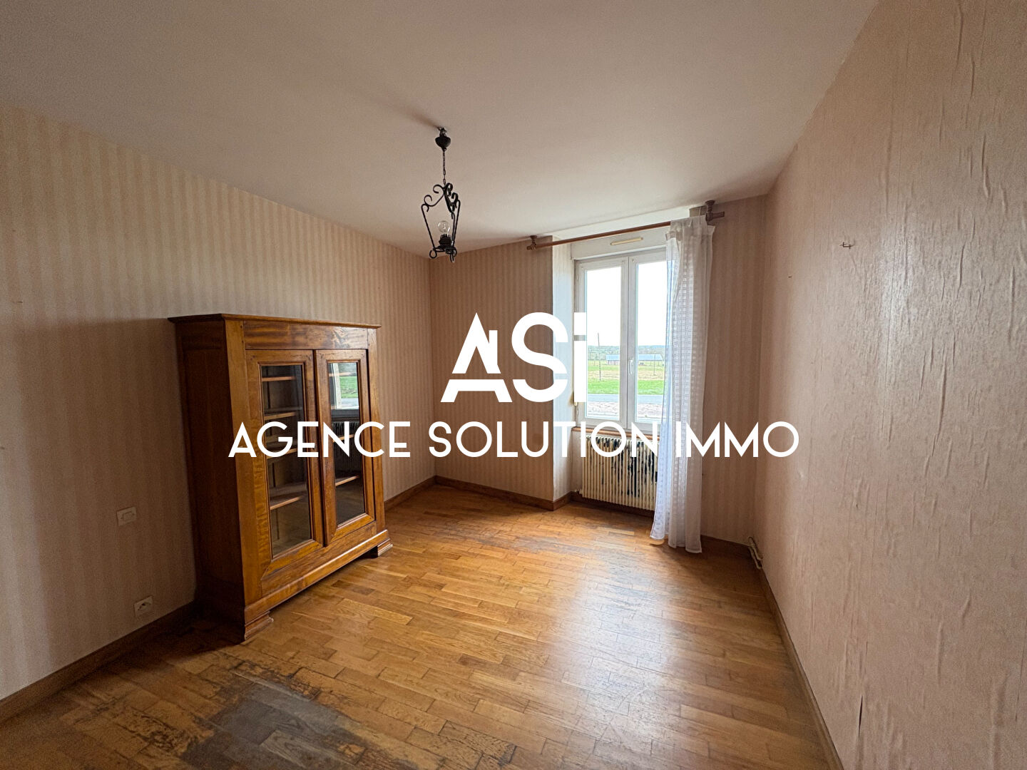 Maison 107m2  (3 chambres) Neuvillette-en-Charnie