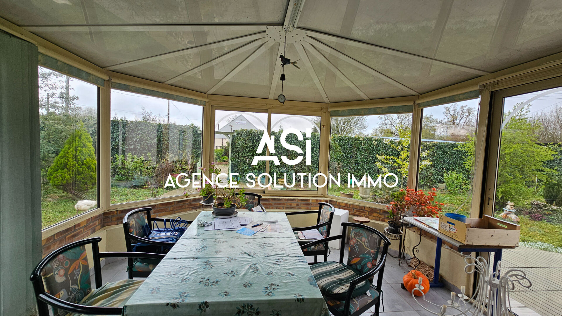 BELLE DEMEURE DE 5 CHAMBRES  -  EVRON