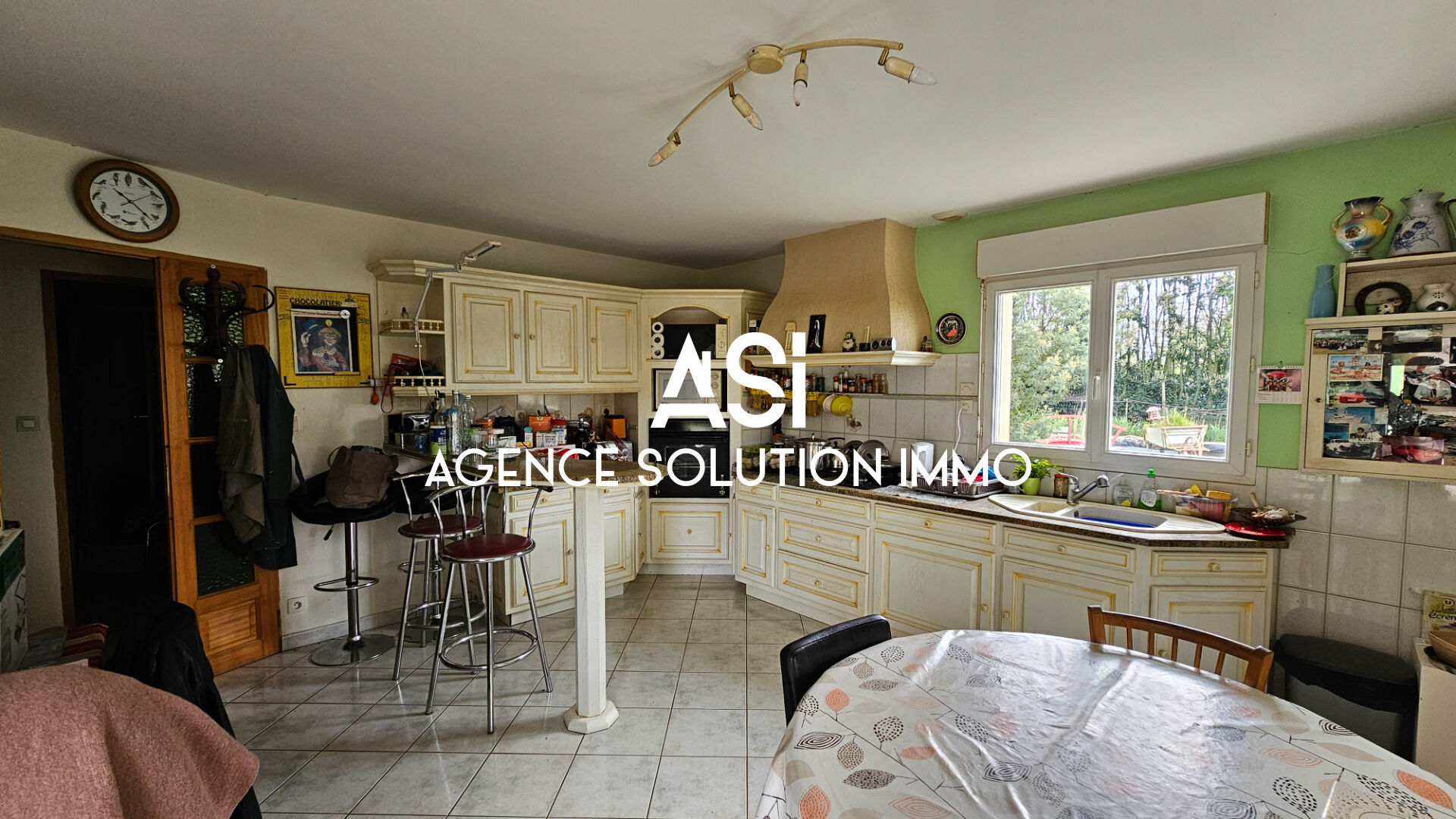 BELLE DEMEURE DE 5 CHAMBRES  -  EVRON