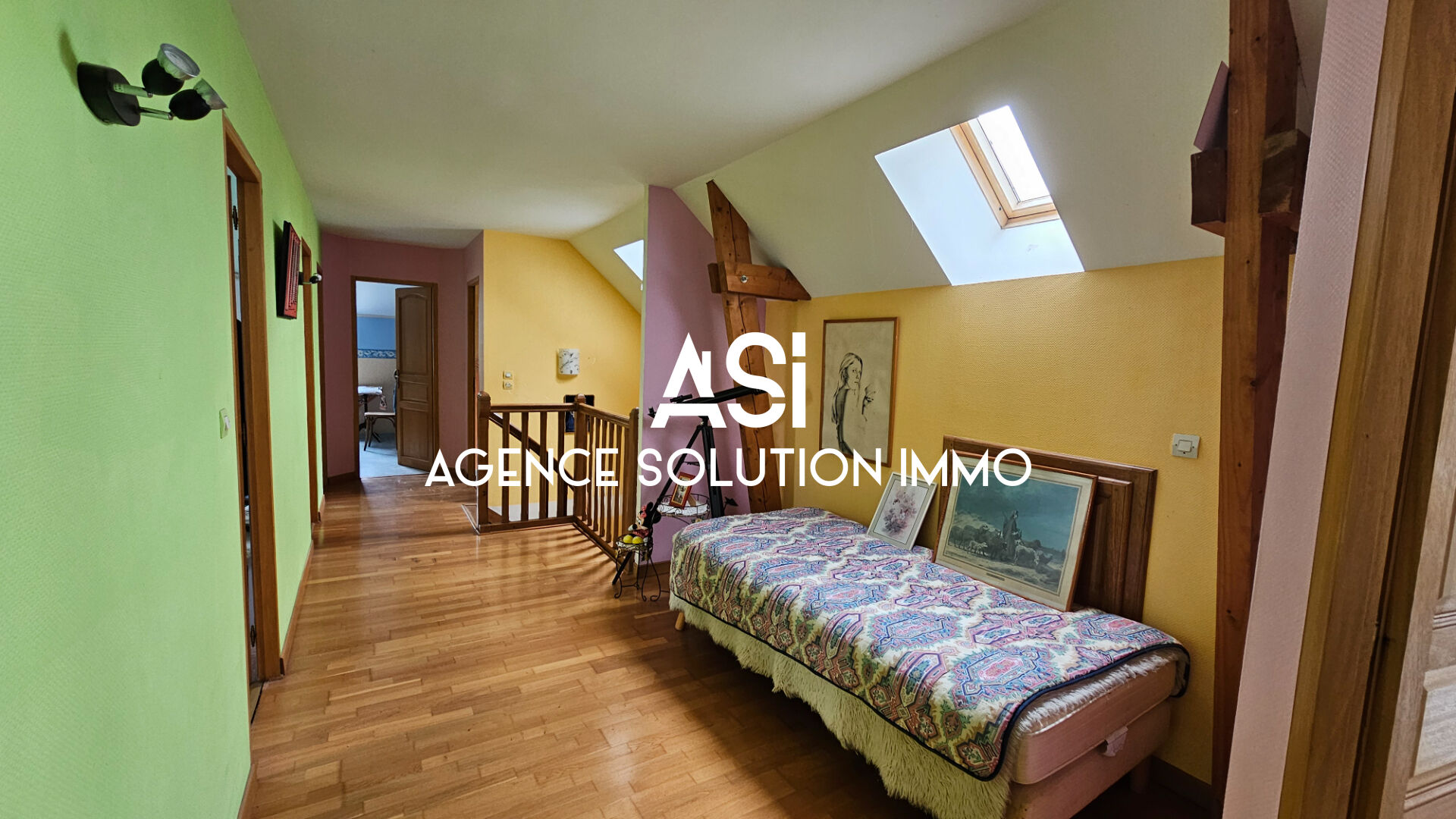 BELLE DEMEURE DE 5 CHAMBRES  -  EVRON