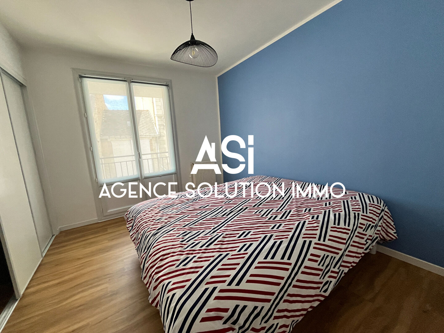 APPARTEMENT T3 PARKING CAVE ET BALCON LAVAL