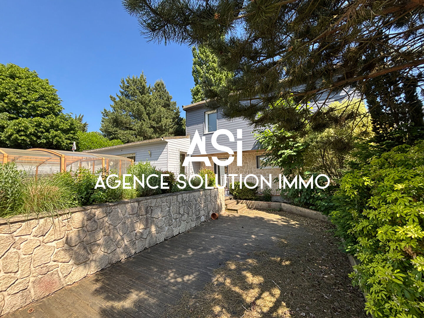 Agence immobilière de AGENCE SOLUTION IMMO Fougères