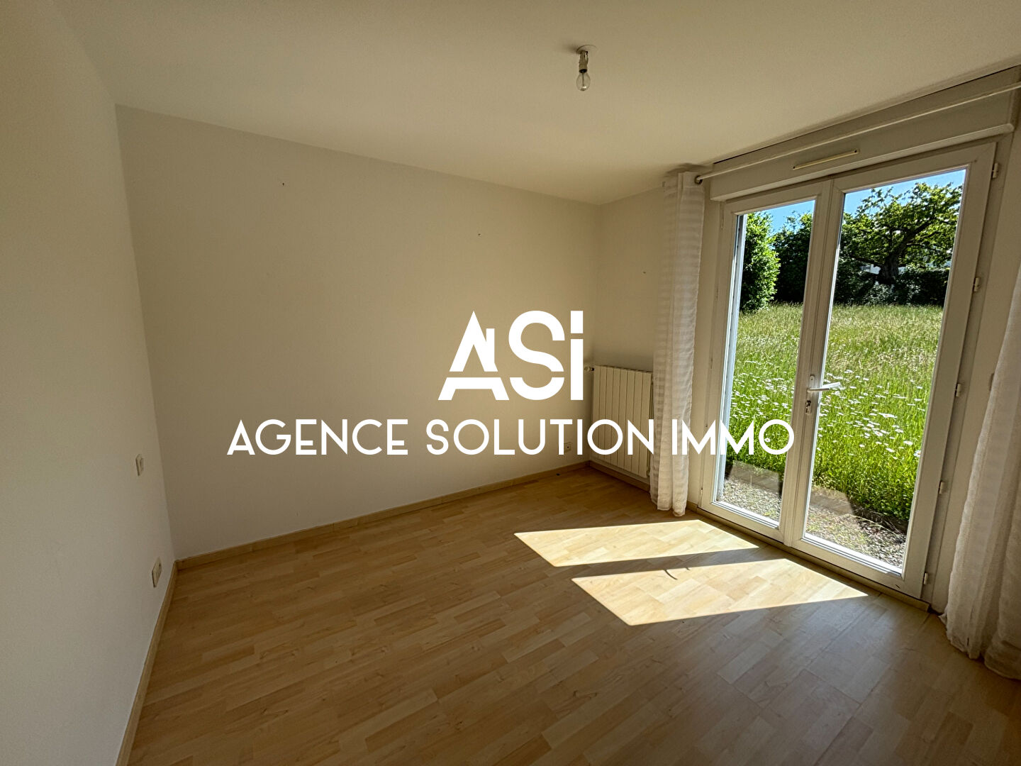 Charmante Maison  6 pièce(s) 136 m2 avec piscine a Mayenne