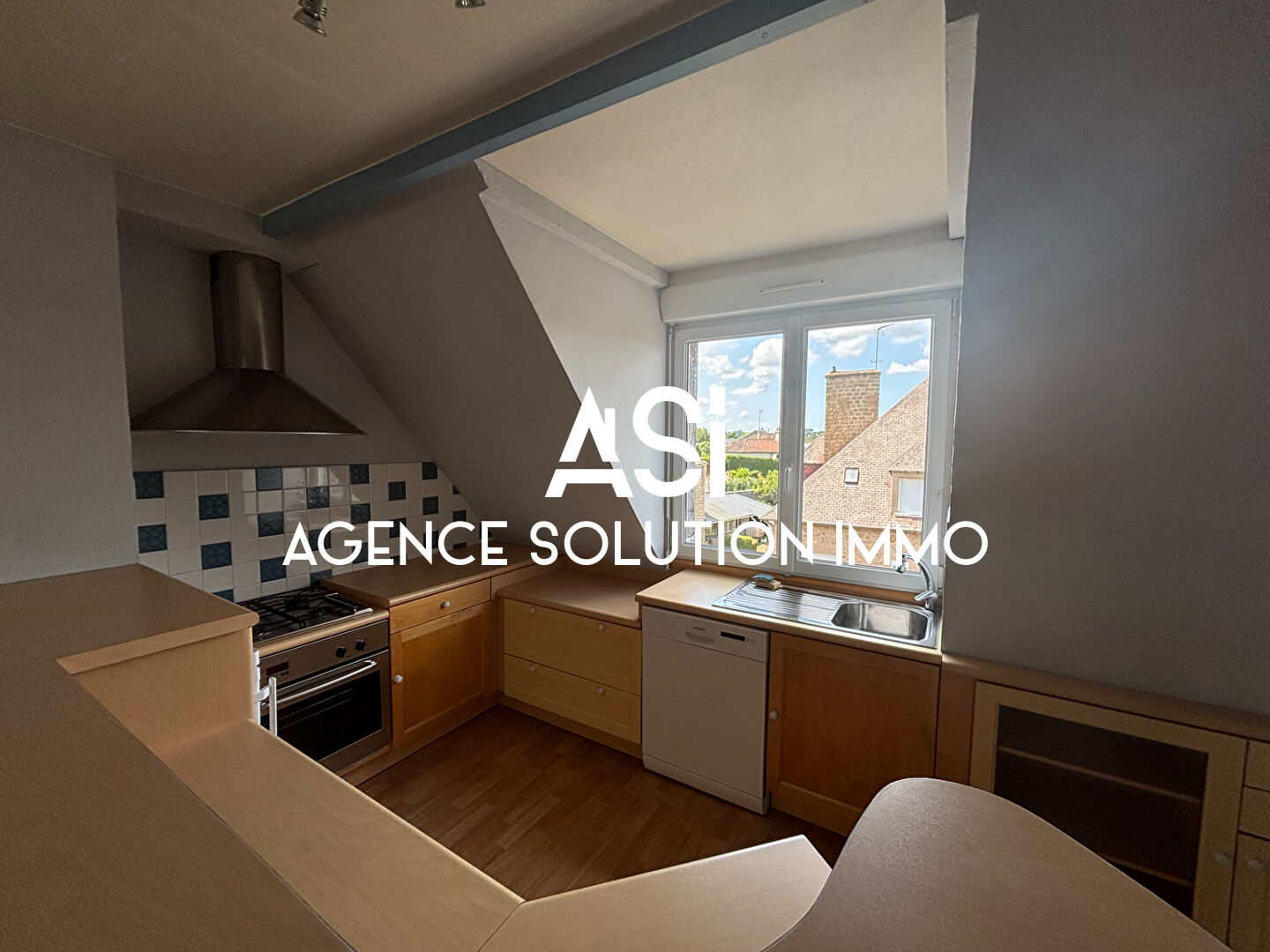 Appartement Saint Hilaire Du Harcouet 3 pièce(s) 60 m2