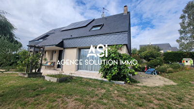 Maison familiale 5 chambres et 2 bureaux ST BERTHEVIN